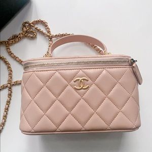 Chanel vanity with top handle